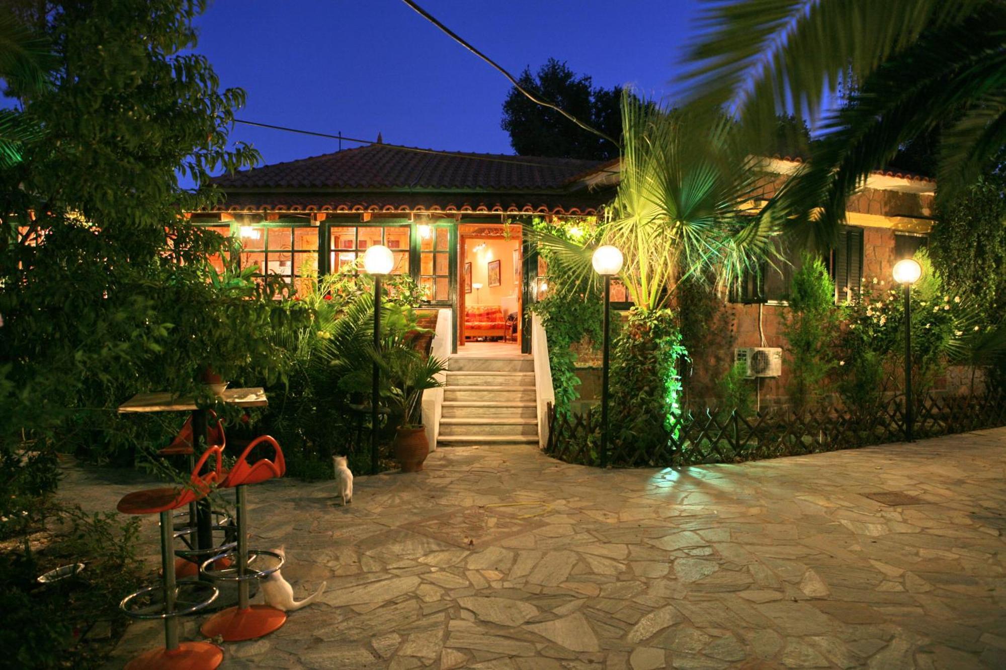 9 Musses Hotel Apartments Skala Mistegnon 외부 사진