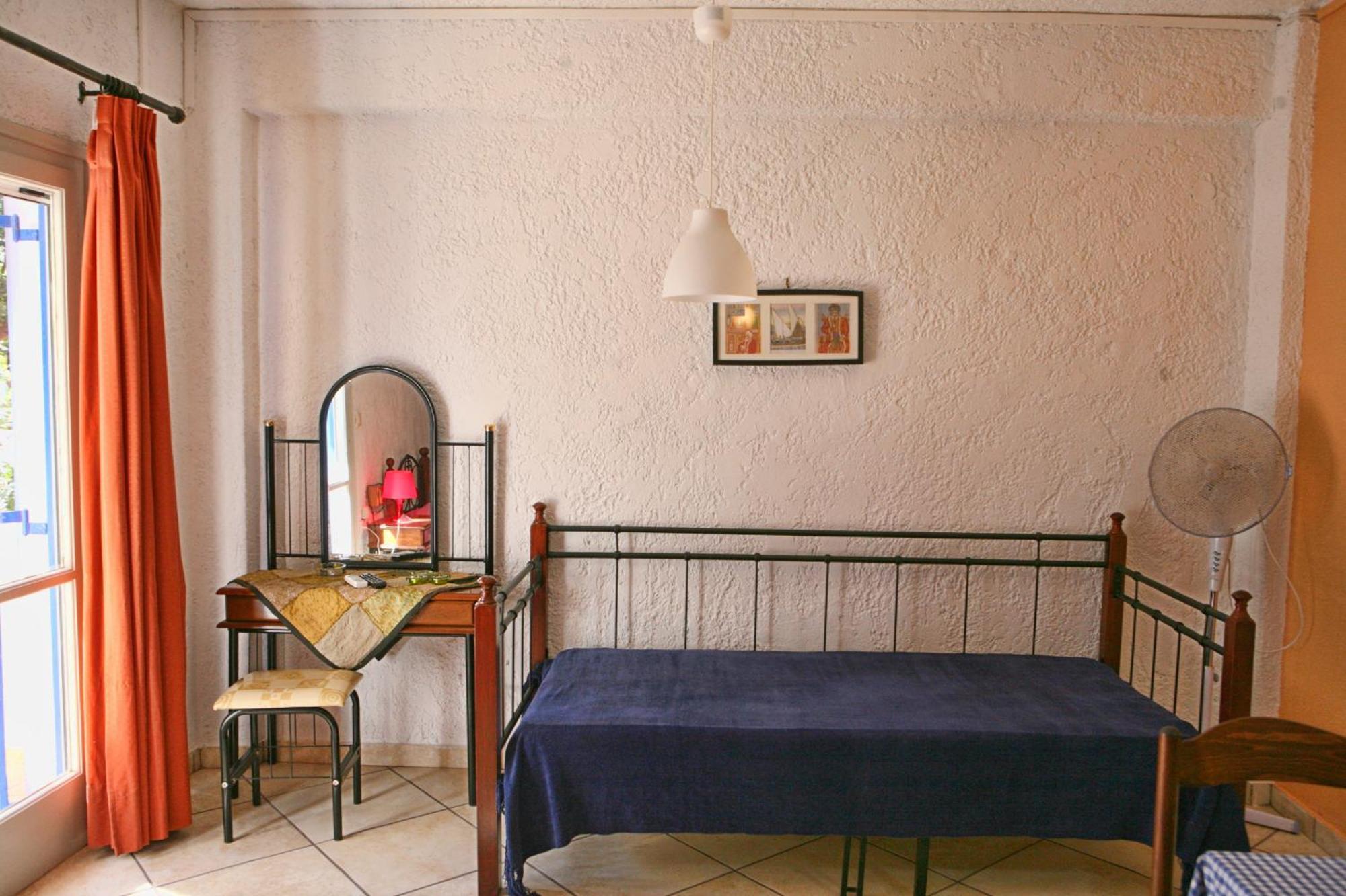 9 Musses Hotel Apartments Skala Mistegnon 객실 사진
