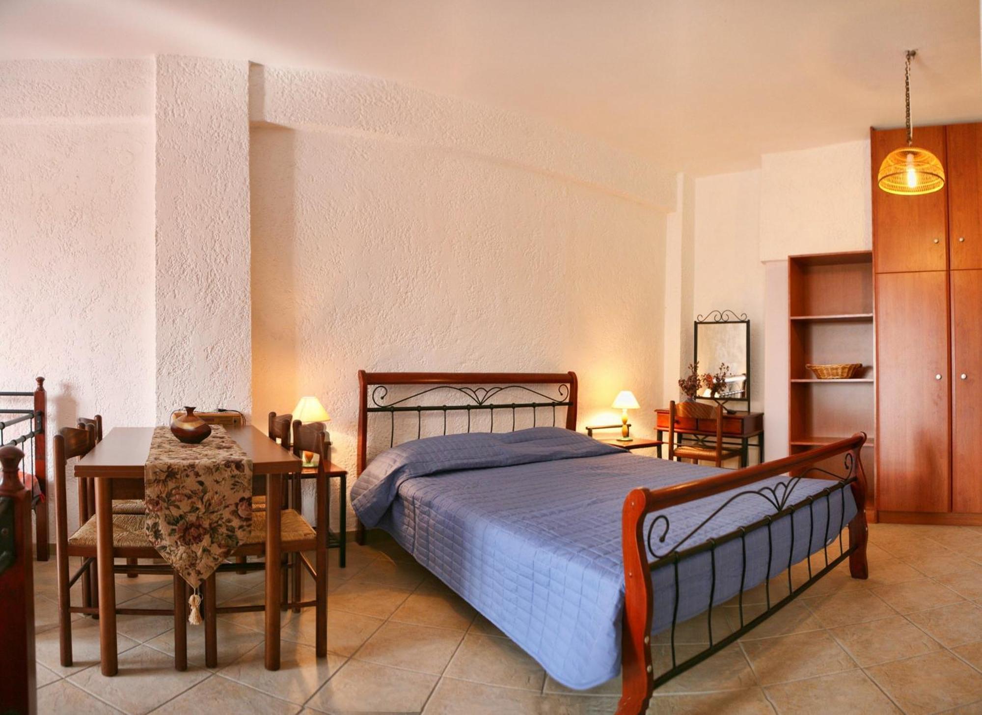 9 Musses Hotel Apartments Skala Mistegnon 외부 사진
