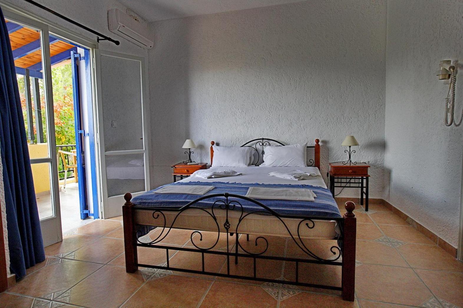 9 Musses Hotel Apartments Skala Mistegnon 객실 사진
