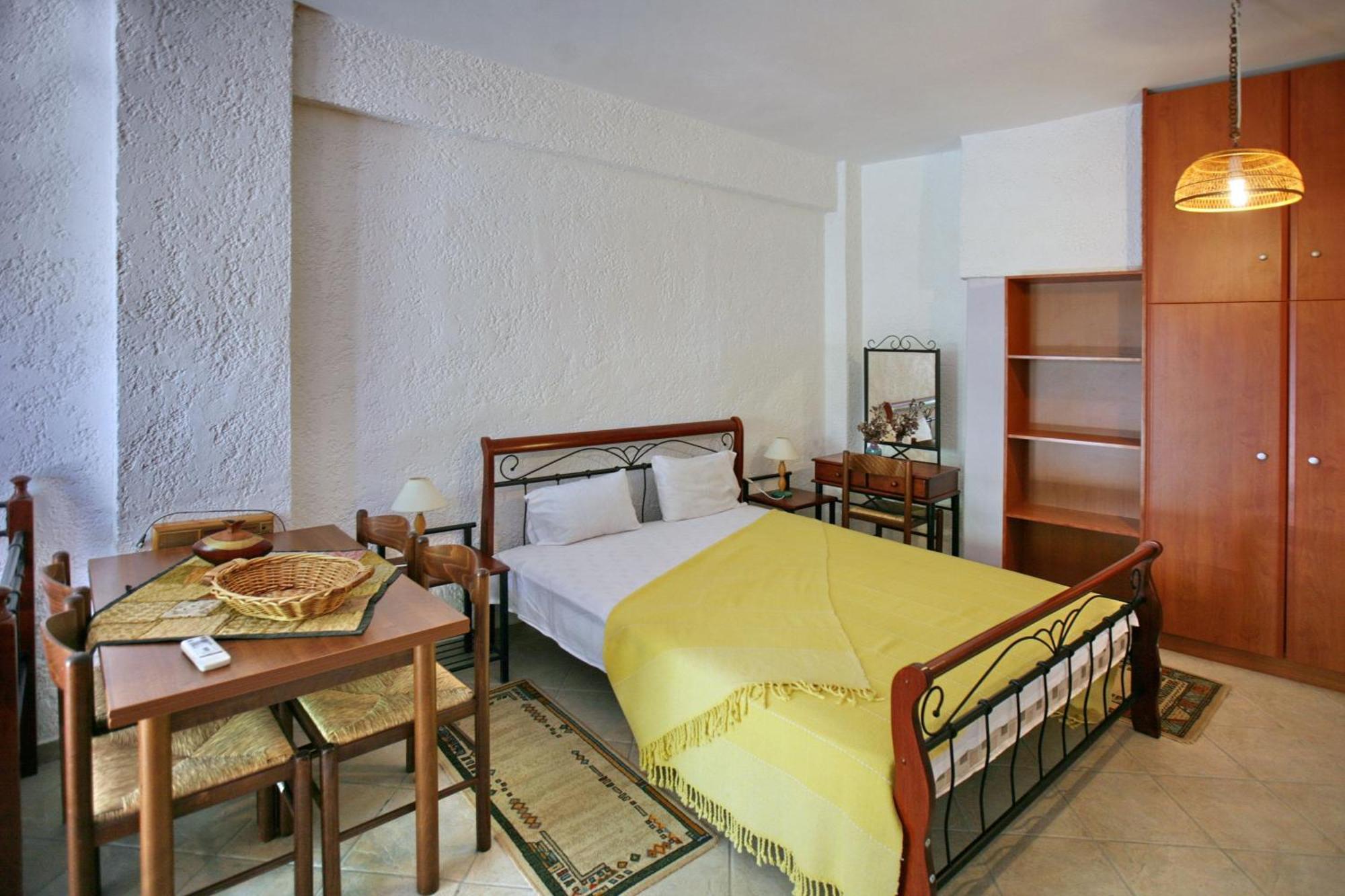 9 Musses Hotel Apartments Skala Mistegnon 외부 사진