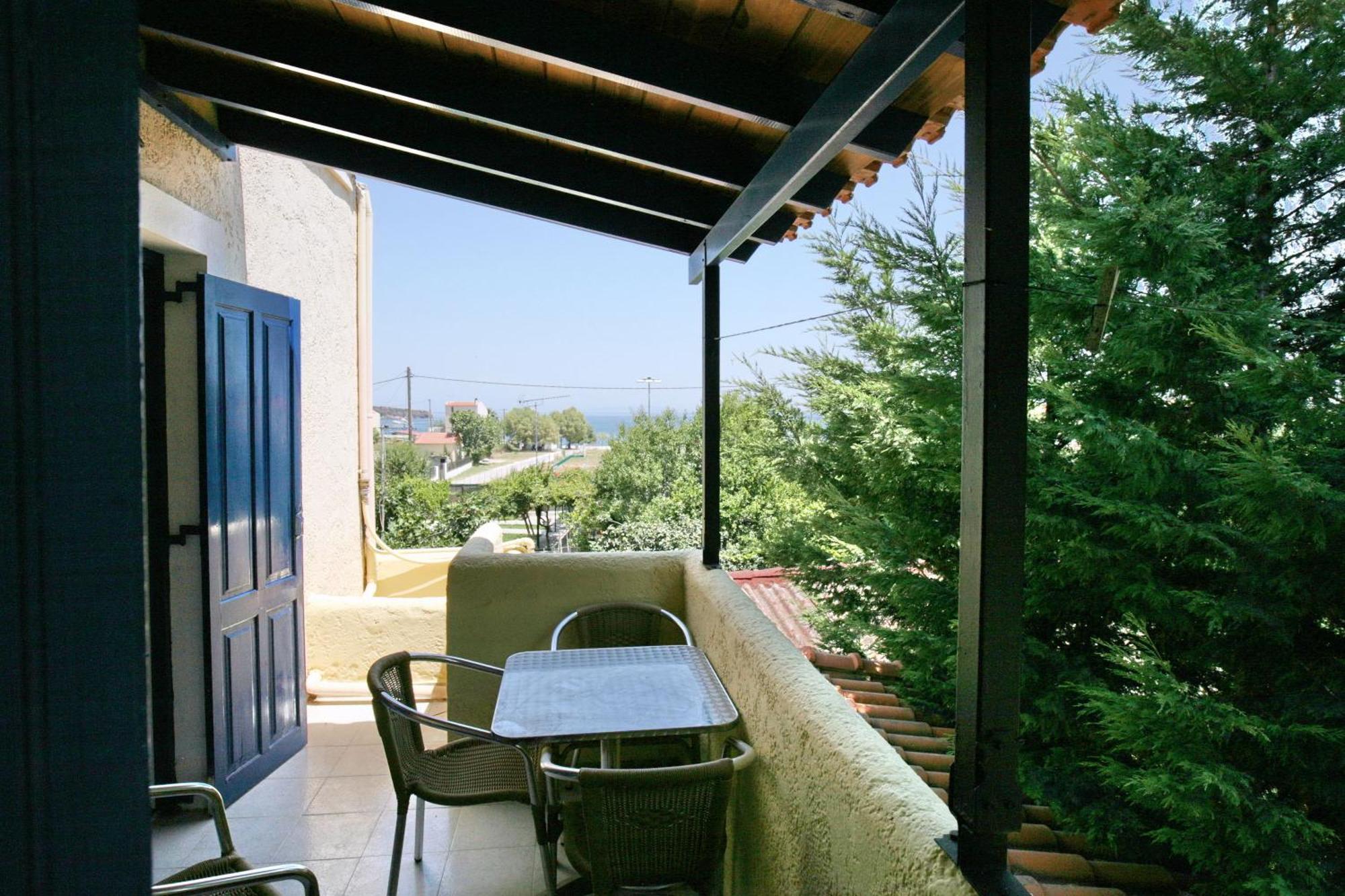 9 Musses Hotel Apartments Skala Mistegnon 외부 사진
